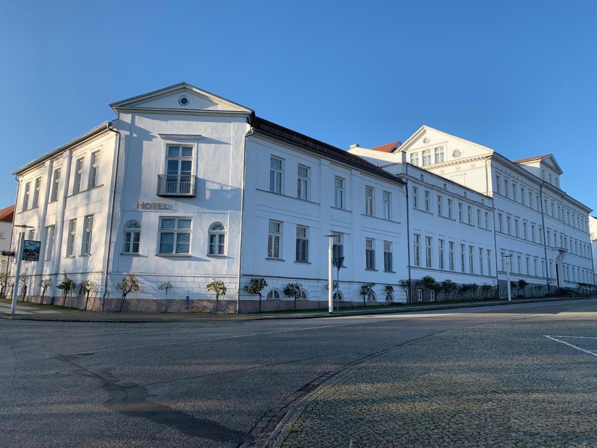 Parkhotel Putbus - Renoviert Seit Februar 2025 Eksteriør bilde
